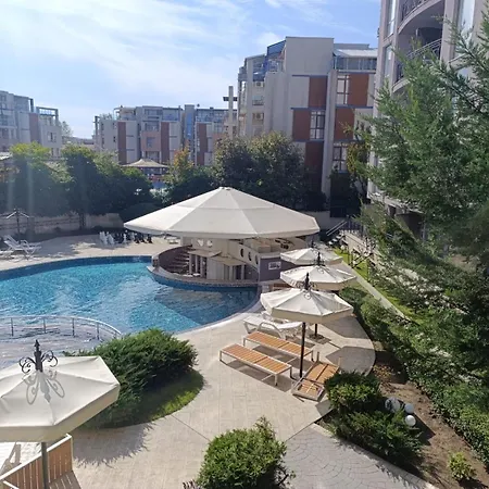 アパート Rainbow 3-213 Large Delux *