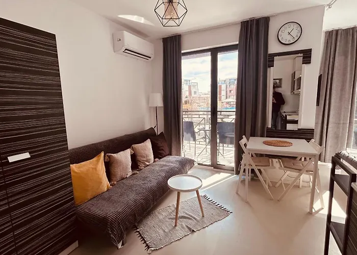 Rainbow 3-213 Large Delux アパート サニービーチ